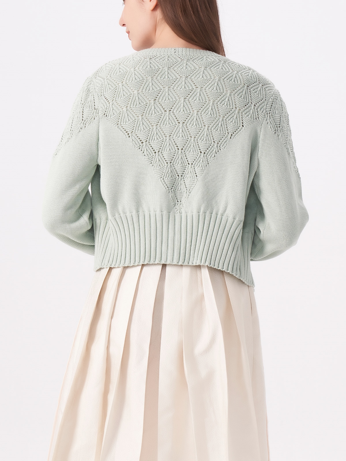 Braunes Dirndl mit natürlichem Charme