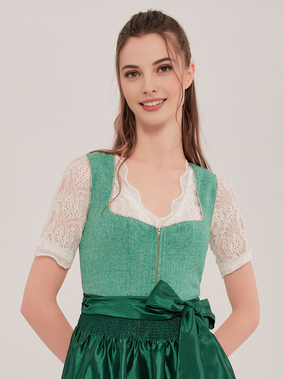 Dirndl Schwarz Grün