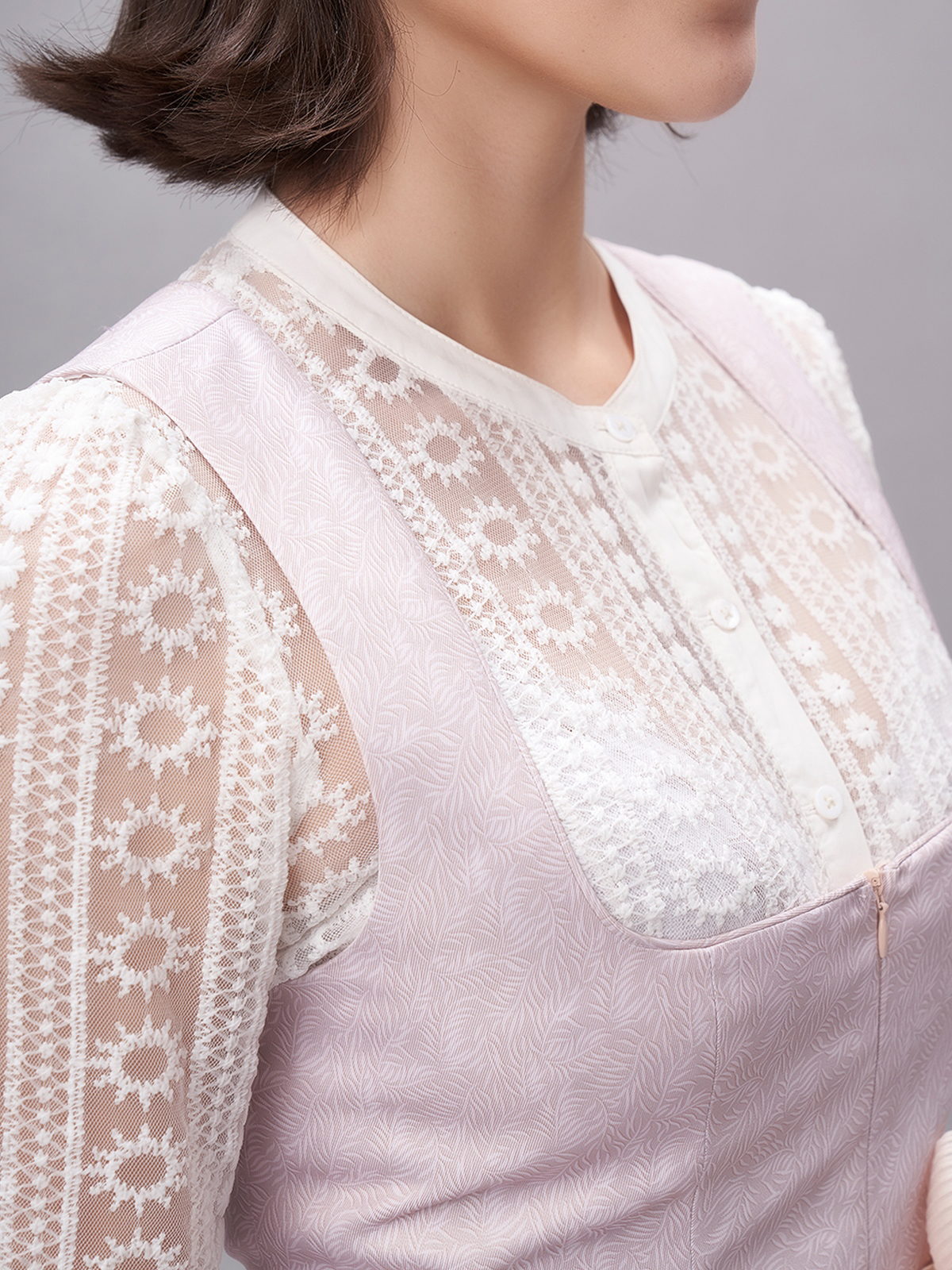 Dirndl in Rosa – feminin und stilvoll