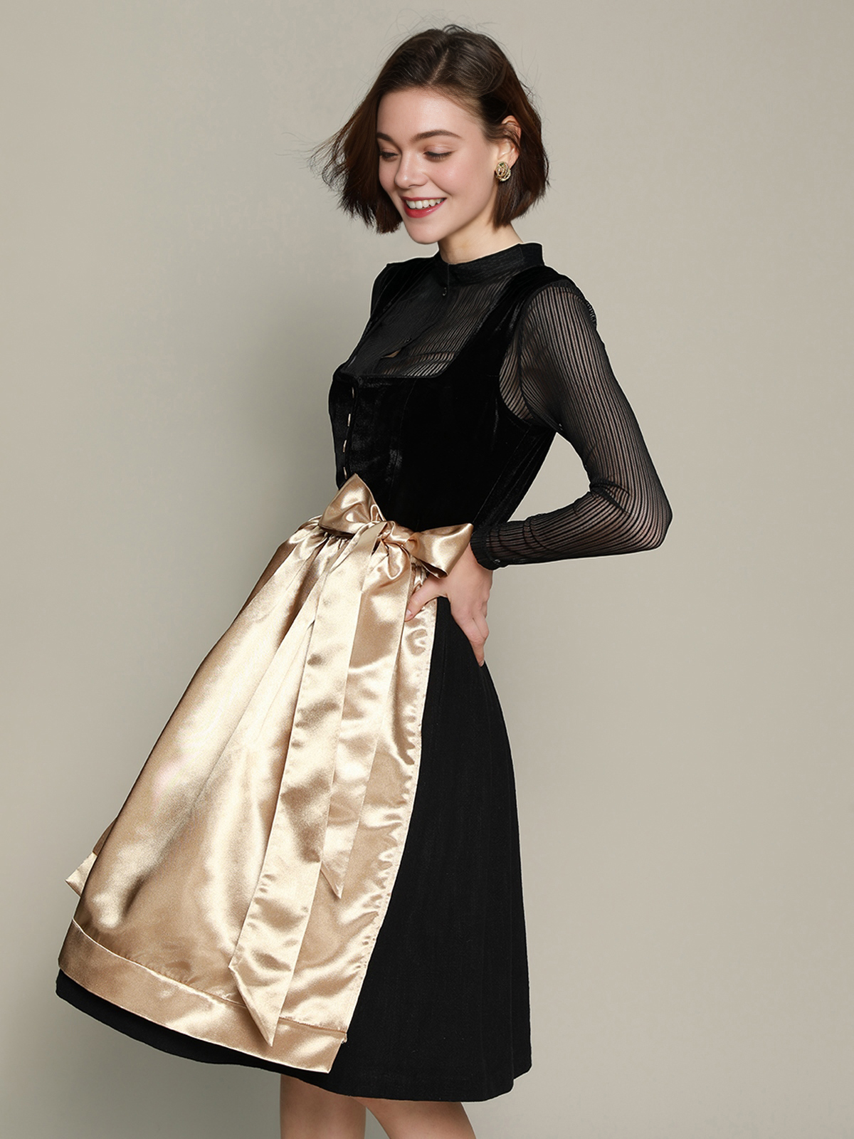 Dirndlbluse in eleganter Ausführung