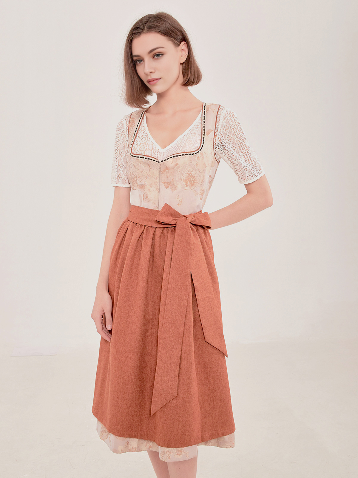 Jeinn Dirndl in Braun