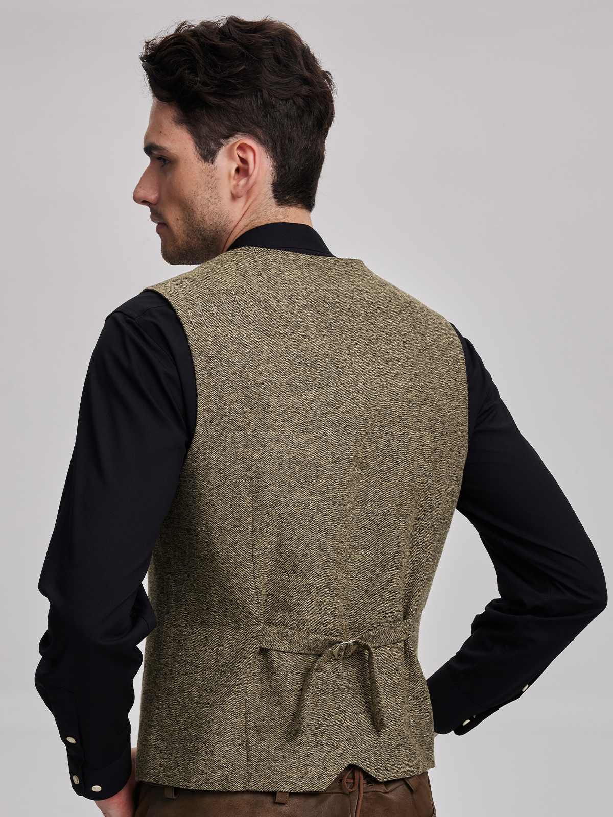 Dirndl Braun in Gelb-Westen-Kombination