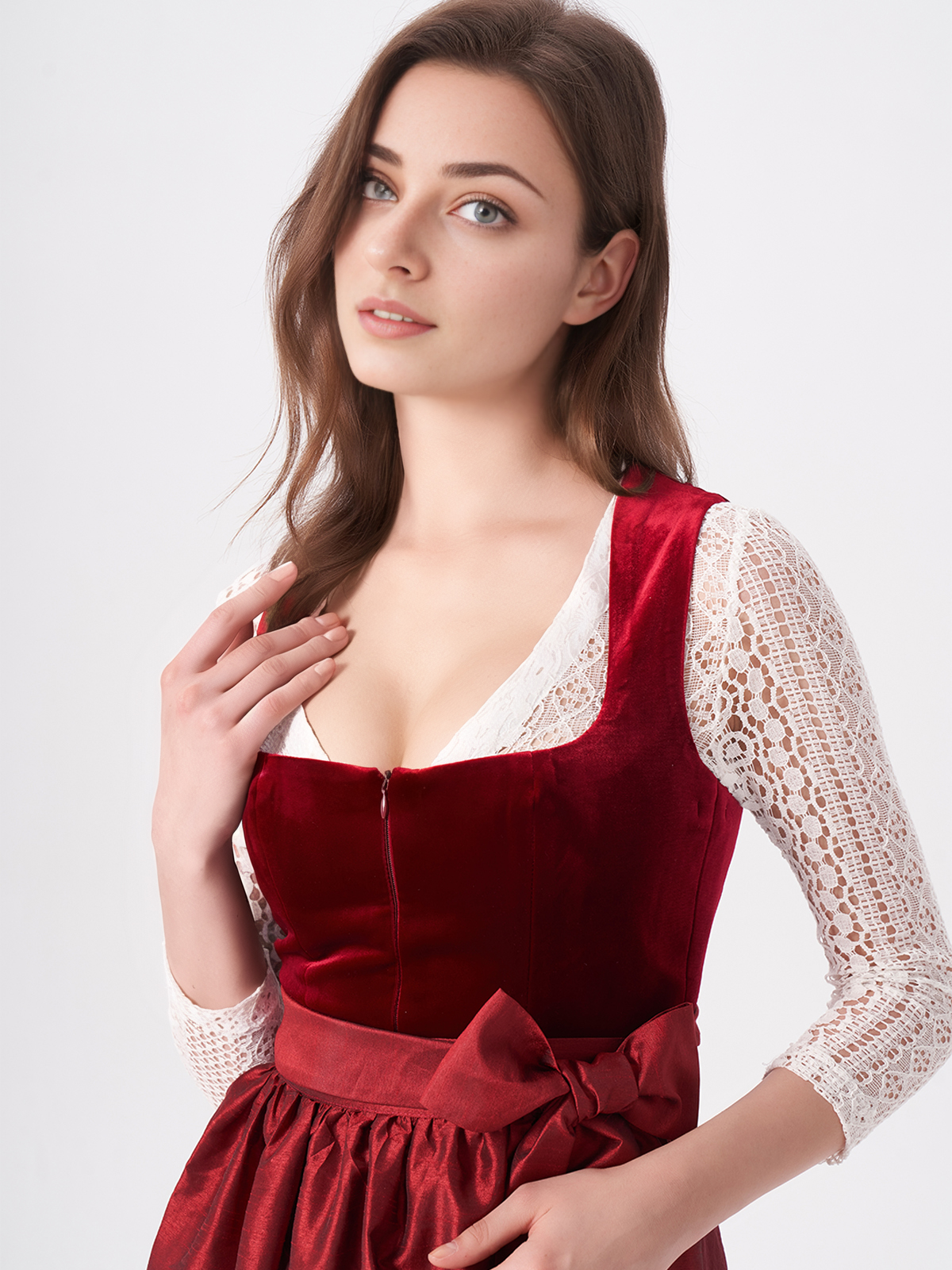 Dirndl Fliederfarben – Eleganz in zarten Tönen