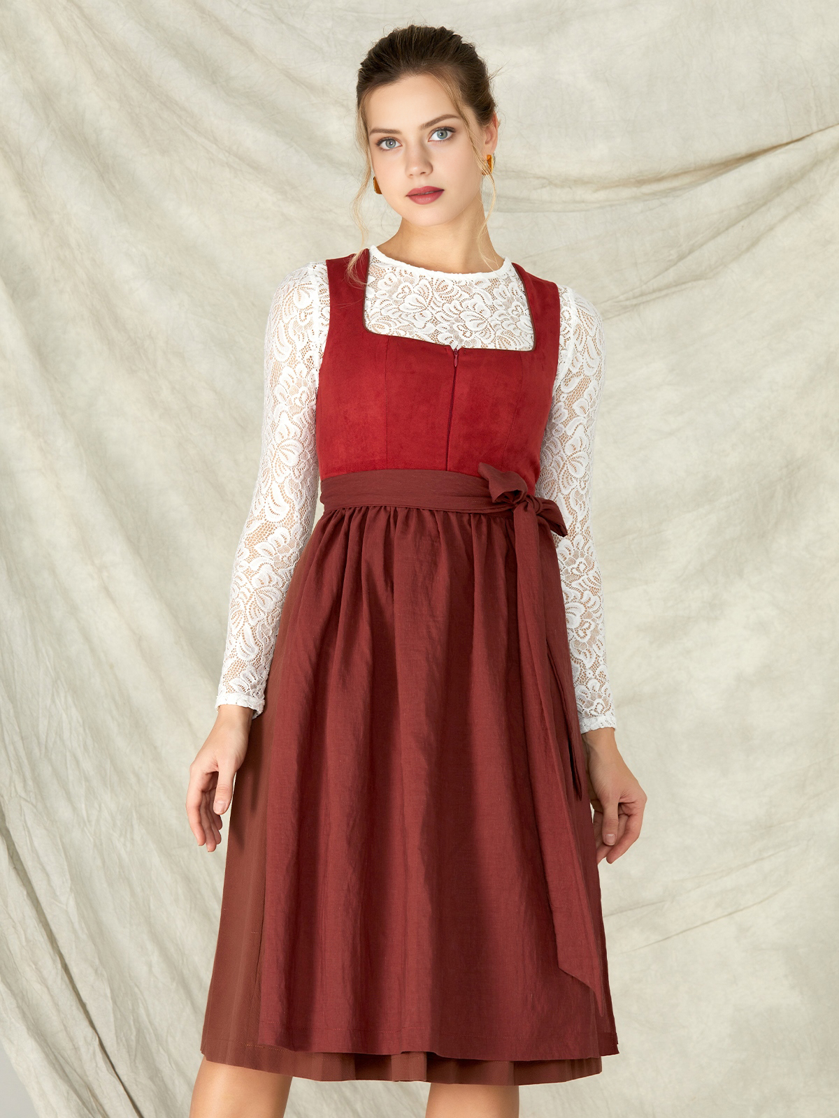 Dirndl in Rot – ein klassischer Look für festliche Anlässe