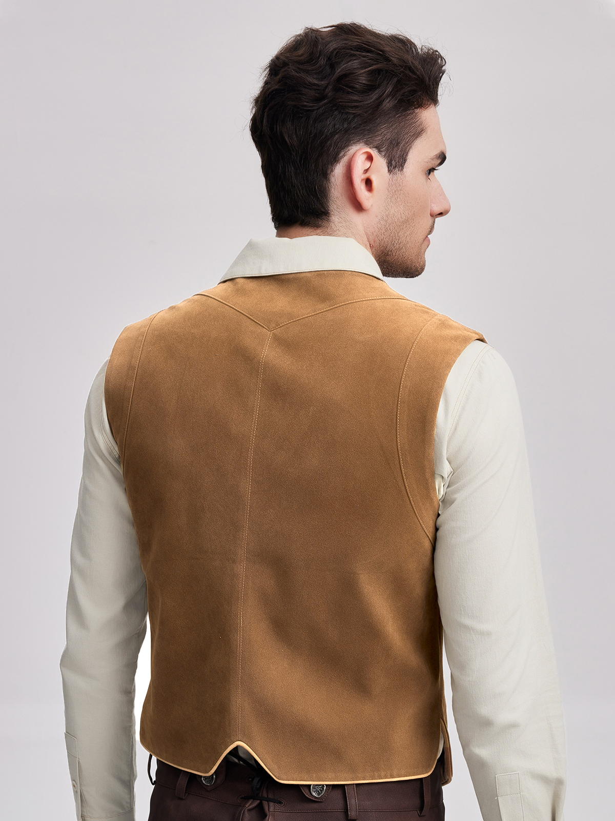 Dirndl in Gelb – ein Blickfang für jeden Anlass