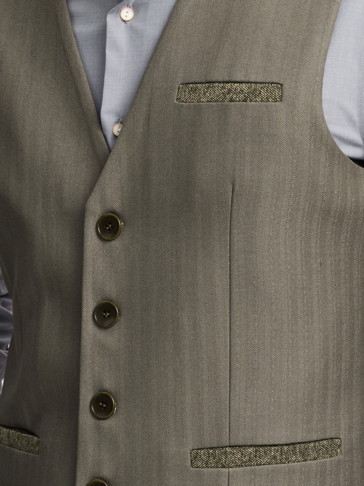 Modernes Dirndl in Braun