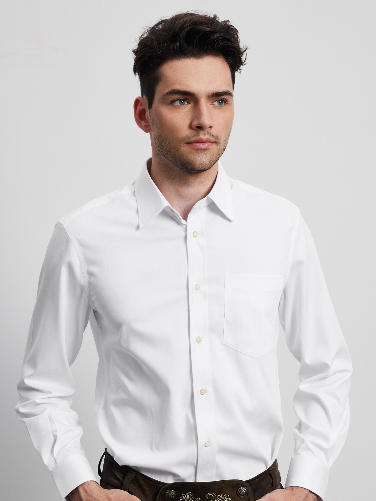 Spitzenbody Weiß unter Dirndl